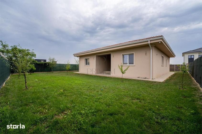 Casă cu 4 camere în Urseni