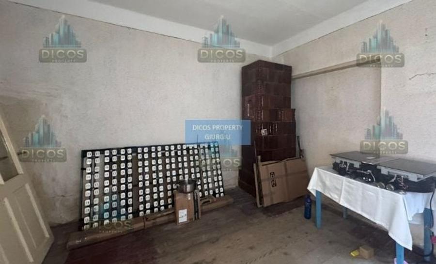Casă individuală cu 3 camere cu Canalizare în Semicentral