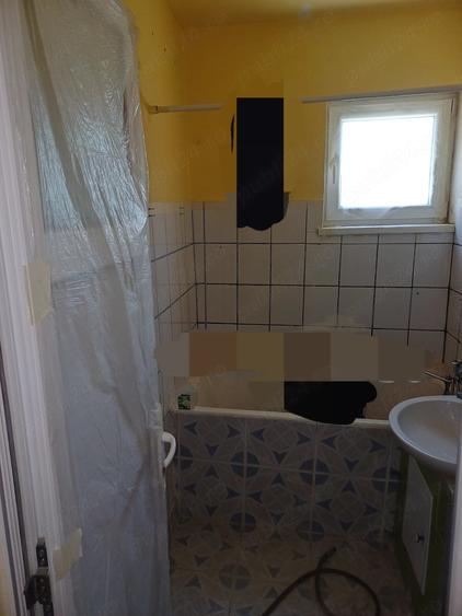 Apartament cu 2 camere decomandat în Baru