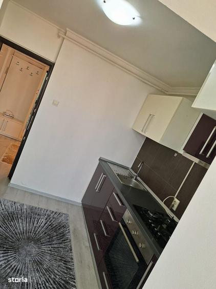 Apartament cu 2 camere decomandat în Popa Șapcă
