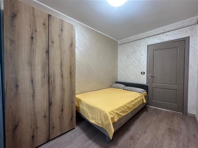 Apartament cu 3 camere decomandat în Tătărași
