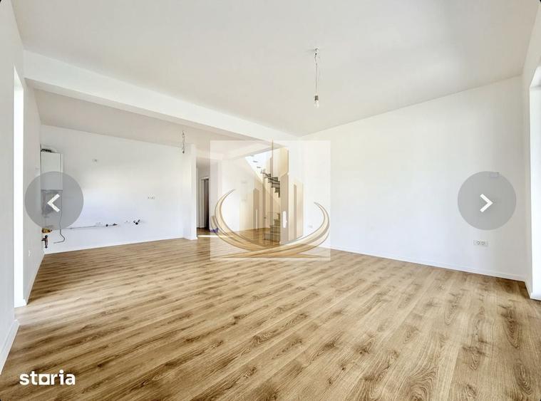 Duplex cu 5 camere cu Canalizare în Moșnița Nouă