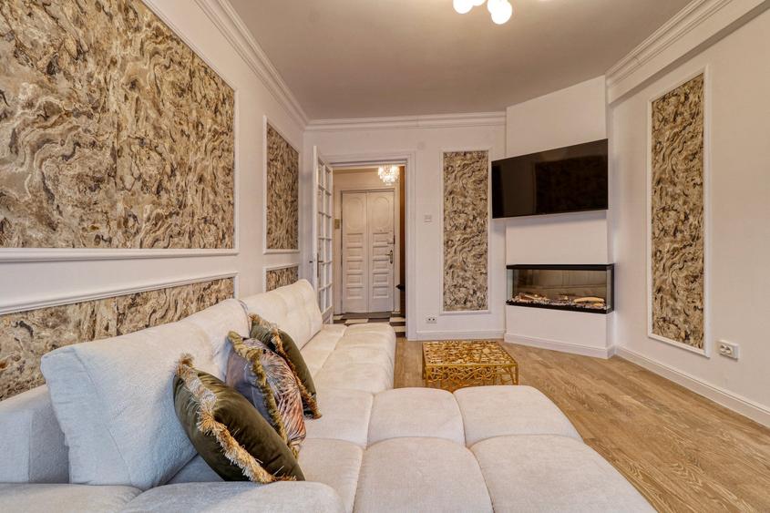 Apartament cu 2 camere decomandat în Moșilor