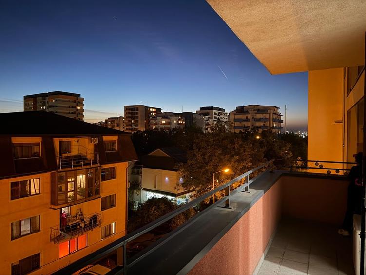 Apartament cu 2 camere decomandat în Aradului