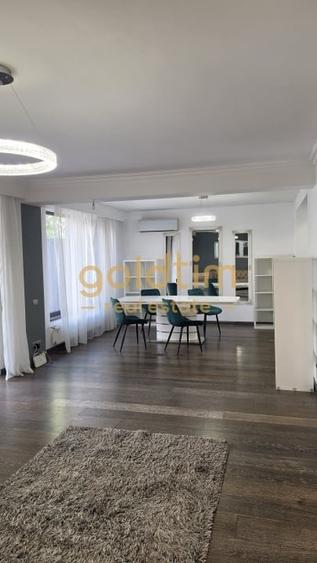 Casă cu 4 camere decomandat cu Canalizare în Pipera