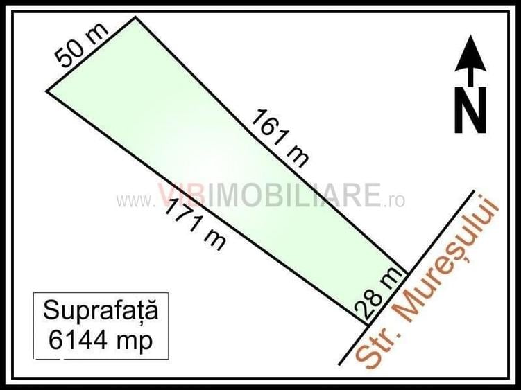 Teren de 6144 mp, în Central