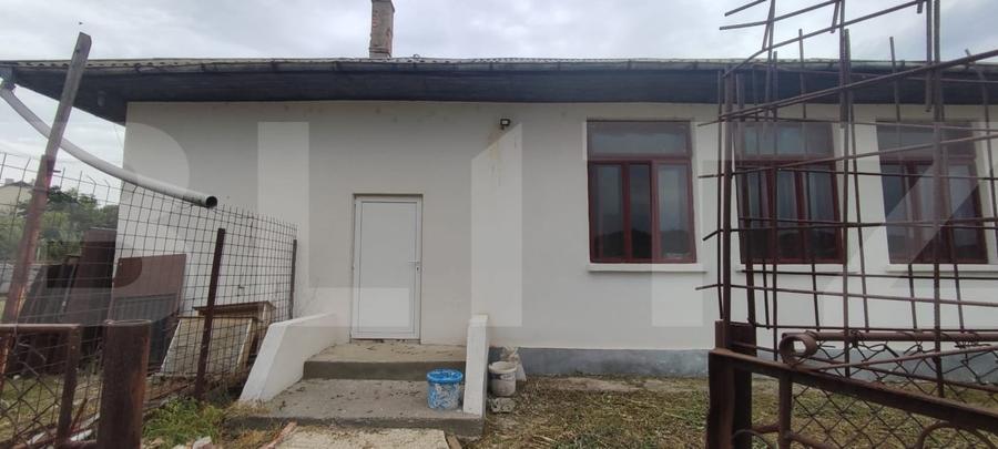 De vânzare – Clădire, spațiu comercial în com. Ungureni, jud. Botosani - 2