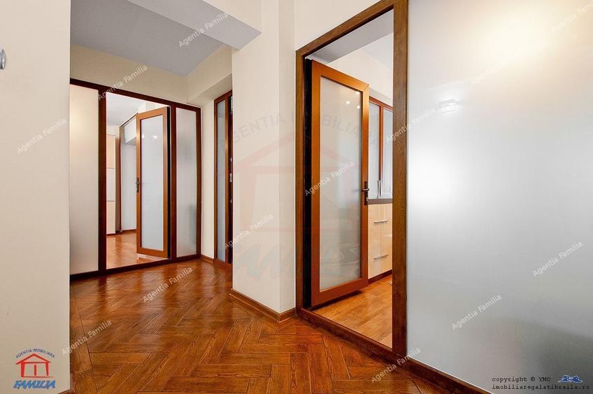 Apartament cu 4 camere decomandat, mobilat în Ultracentral