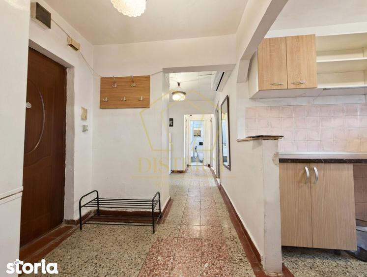 Apartament cu 3 camere decomandat, mobilat în Șagului