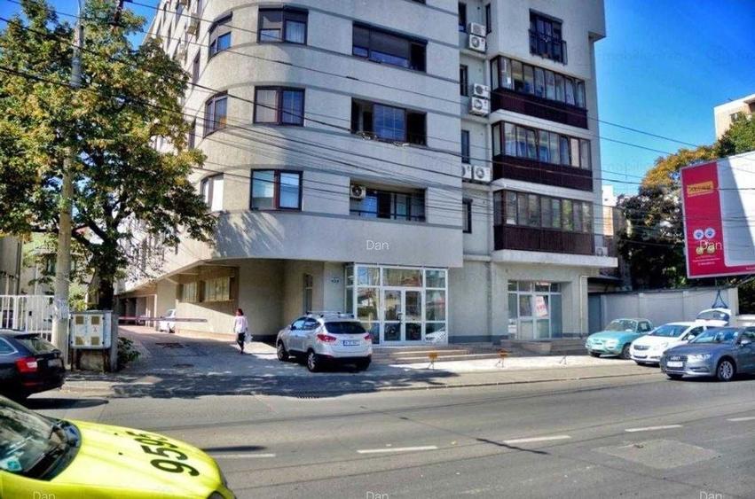 Spațiu comercial, de 314 mp, în Moșilor