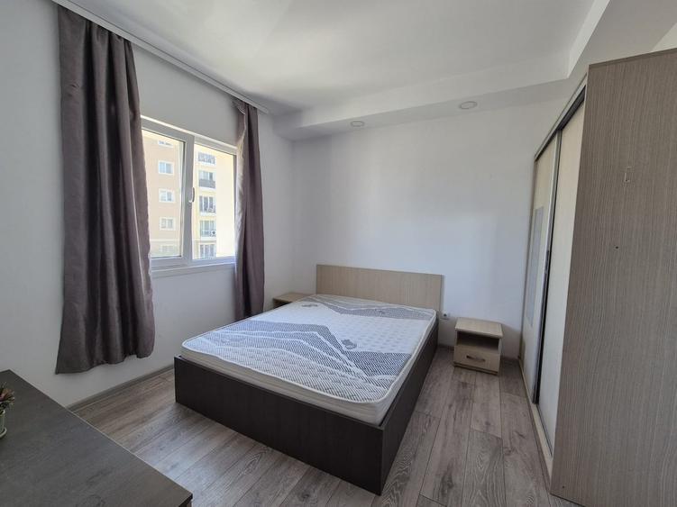 Apartament cu 2 camere semidecomandat în Tunari