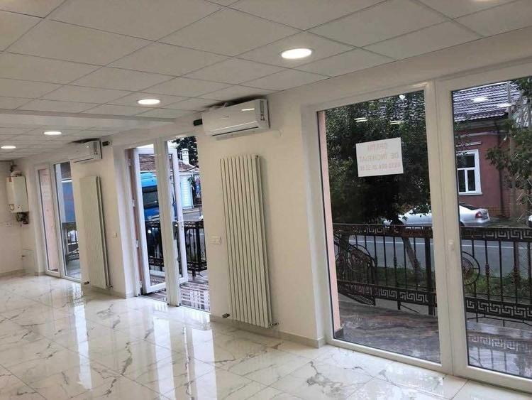 Spațiu comercial, de 53 mp, în Central