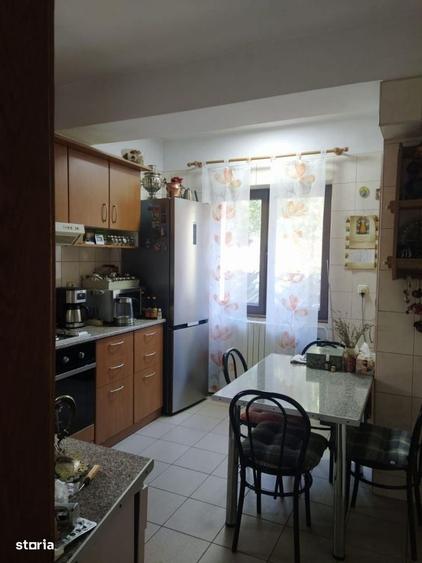 Casă cu 4 camere cu Teren 416 Mp în Parcul Carol