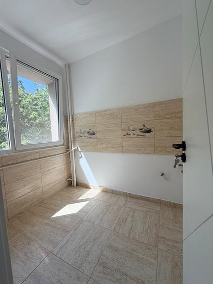 Dristor, renovata complet, etajul 2 - 1