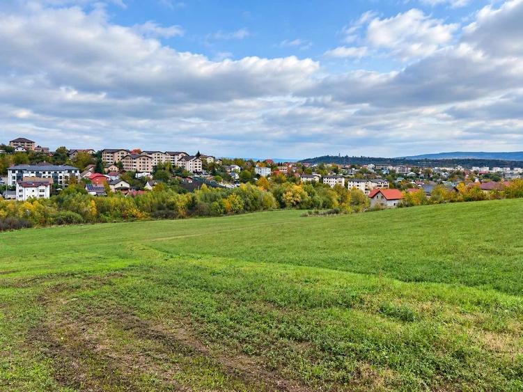 Teren Construcții intravilan de 580 mp, în Valea Adâncă