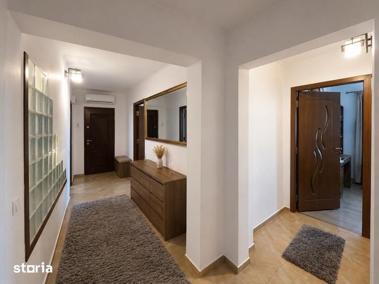 Apartament cu 3 camere în Central