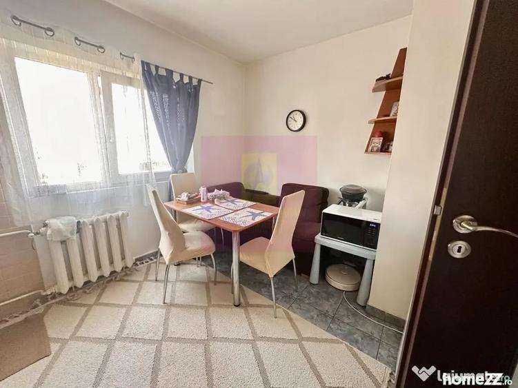 Apartament cu 2 camere decomandat în Sebastian