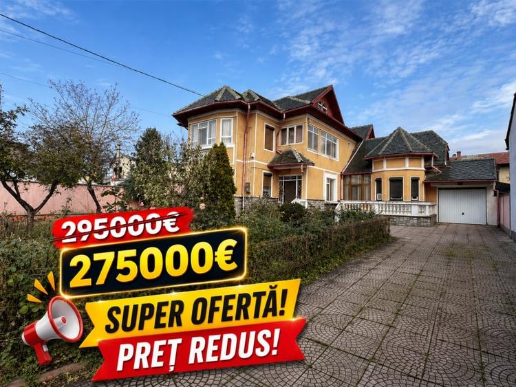 Casă individuală cu 8 camere cu Canalizare în Ultracentral