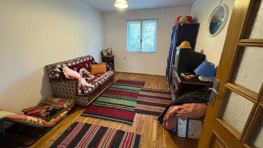 Casă cu 2 camere cu Teren 500 Mp în Hârsa