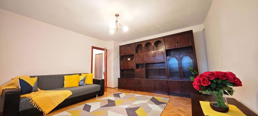 Apartament cu 2 camere decomandat, mobilat în Steaua