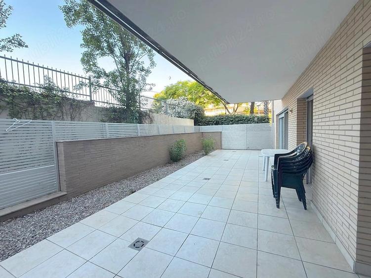 Apartament cu 4 camere decomandat în Central