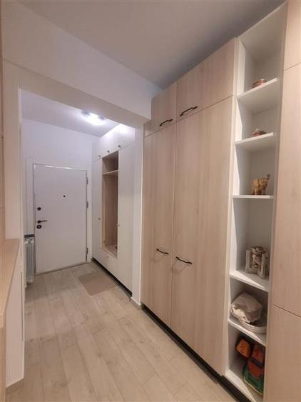 Apartament cu 2 camere decomandat, mobilat în Central