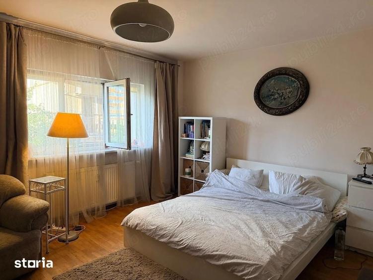 Apartament cu 3 camere decomandat în Nerva Traian