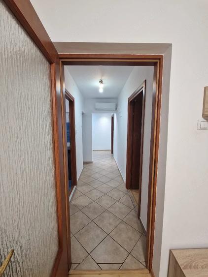 Apartament cu 2 camere decomandat în Basarabia