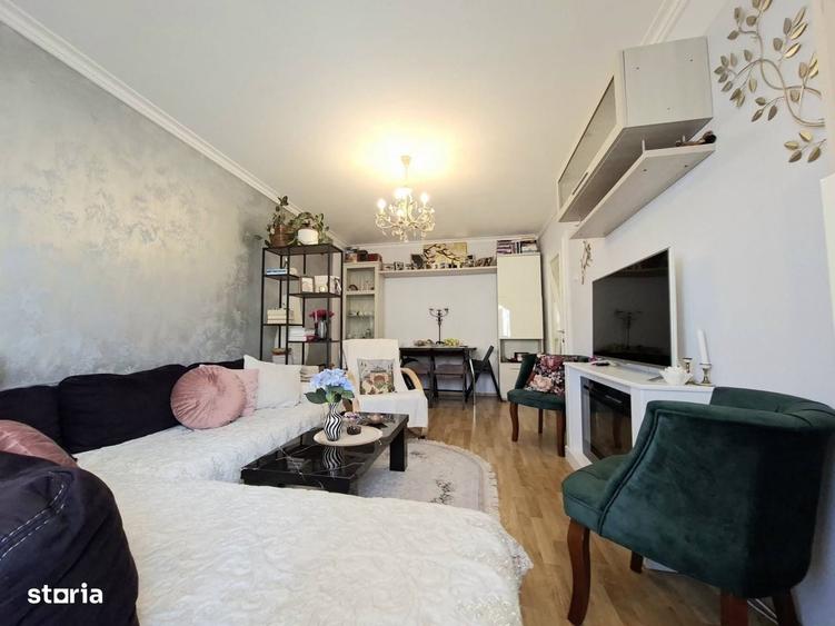 Apartament cu 4 camere decomandat în Central