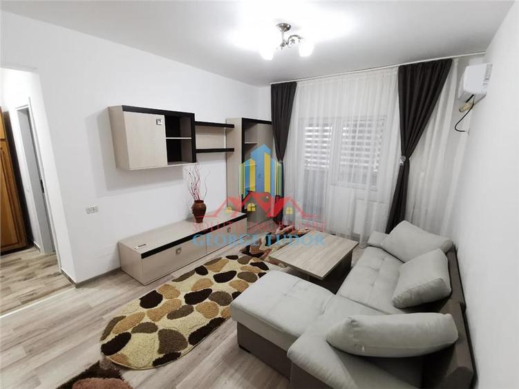 Apartament cu 2 camere decomandat, mobilat în Militari