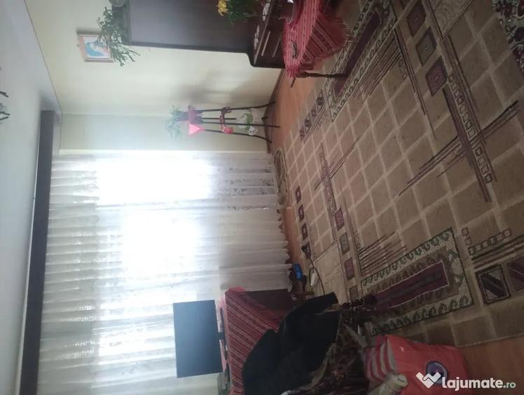 Apartament cu 2 camere semidecomandat în Ultracentral