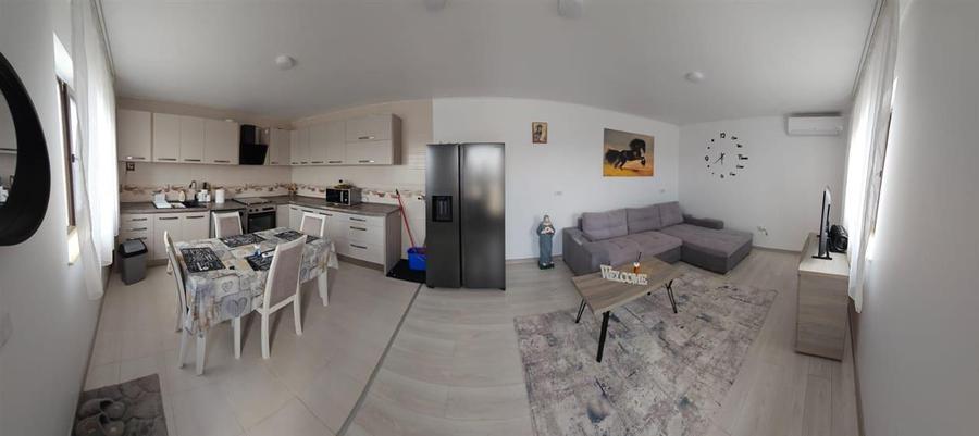 Casă cu 1 camere cu Teren 300 Mp în Cazasu
