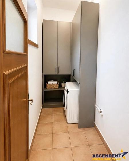 Apartament cu 2 camere decomandat în Centrul Istoric