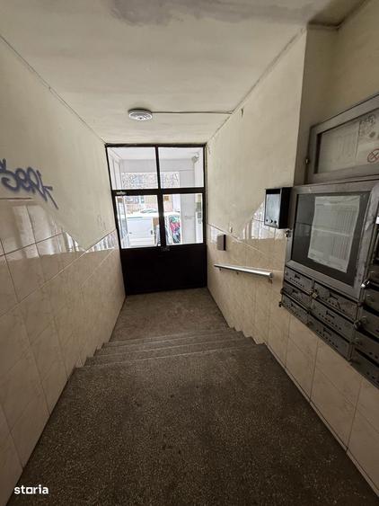 Apartament cu 2 camere decomandat, mobilat în Moinești
