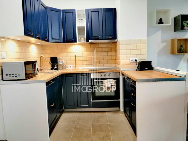 Apartament cu 2 camere semidecomandat, mobilat în Semicentral