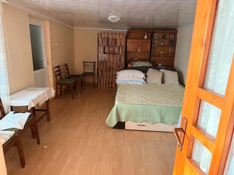 Casă cu 5 camere cu Teren 1680 Mp în Tudor Vladimirescu