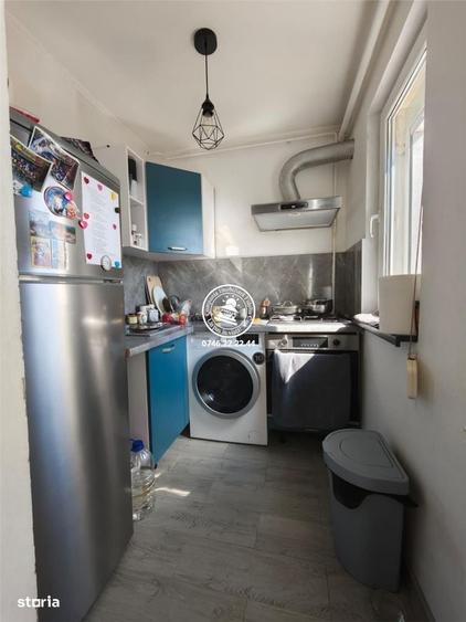 Apartament cu 3 camere semidecomandat în Tătărași