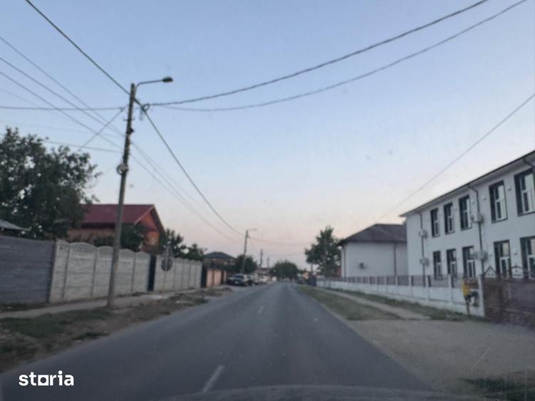 Teren de 1300 mp, în Găneasa