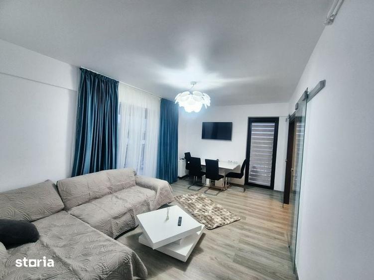 Apartament cu 3 camere decomandat în Cantacuzino