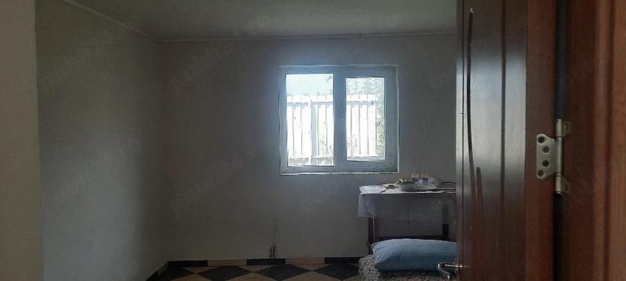 Casă cu Teren 2000 Mp în Mirceștii Vechi