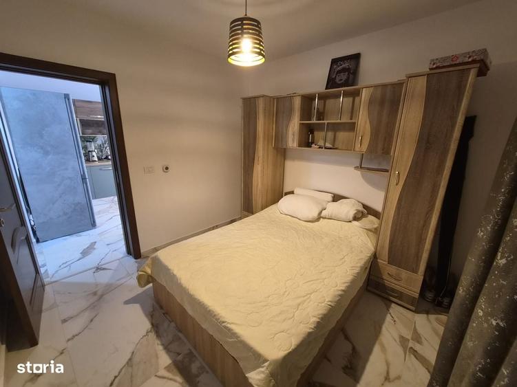 Casă cu 4 camere cu Teren 500 Mp în Central