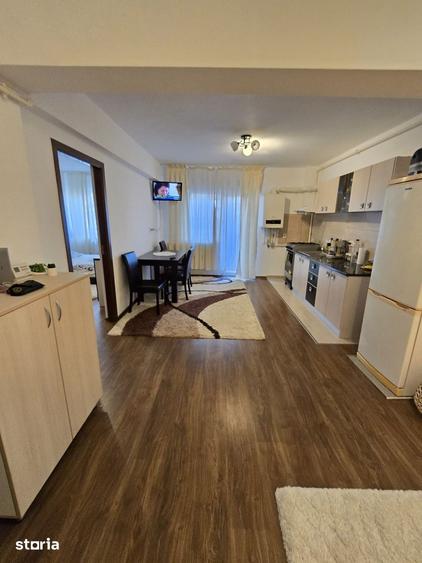 Apartament cu 2 camere decomandat în Dâmbul Rotund
