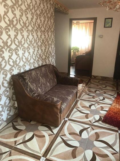 Casă cu 4 camere în Pescărești
