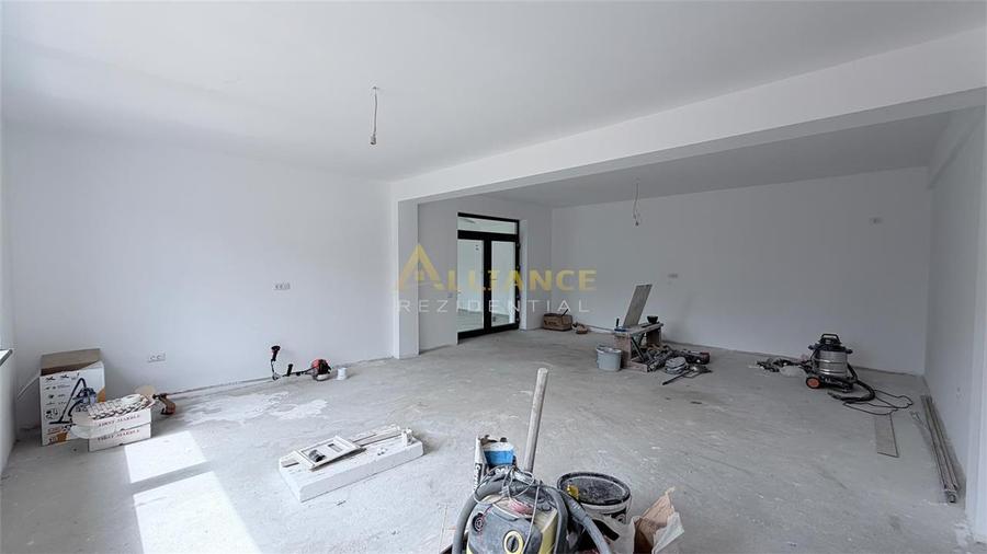 Casă individuală cu 5 camere cu Teren 530 Mp în Berceni