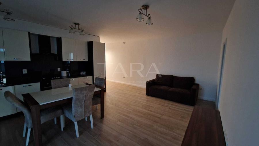 Apartament cu 2 camere semidecomandat în Sânnicoară