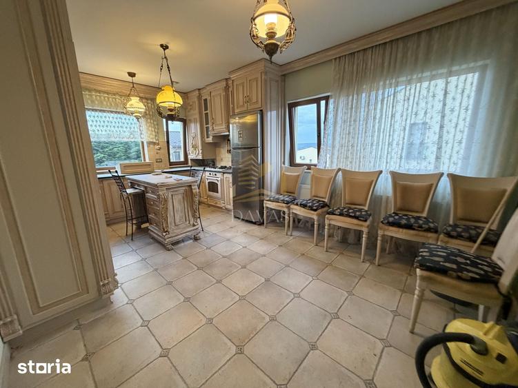 Casă cu 5 camere cu Teren 500 Mp în Gruia
