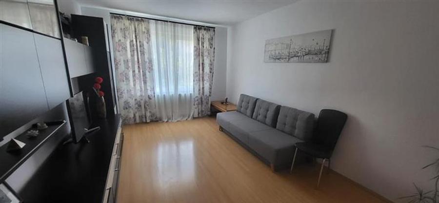 Apartament cu 3 camere decomandat, mobilat în Tudor Vladimirescu