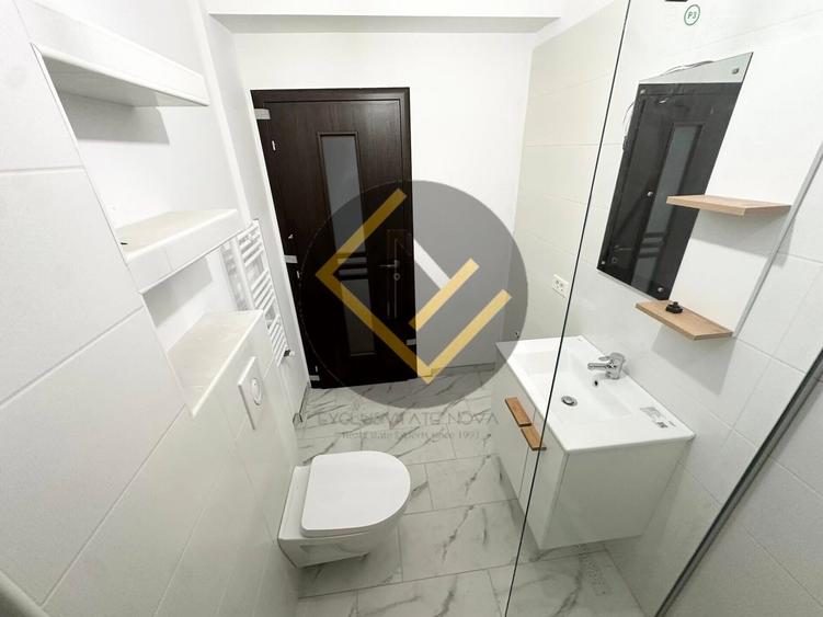 Apartament cu 2 camere decomandat în P-ta Presei Libere