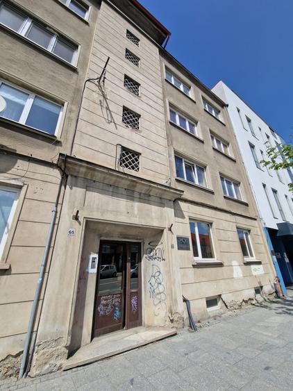 Birou, de 65 mp, în Central