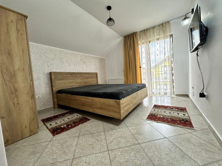 Casă individuală cu 5 camere cu Canalizare în Tohanu Nou